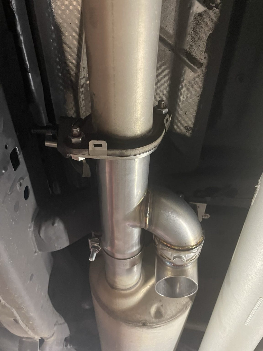 Uitlaatklep Dodge Ram 2019+